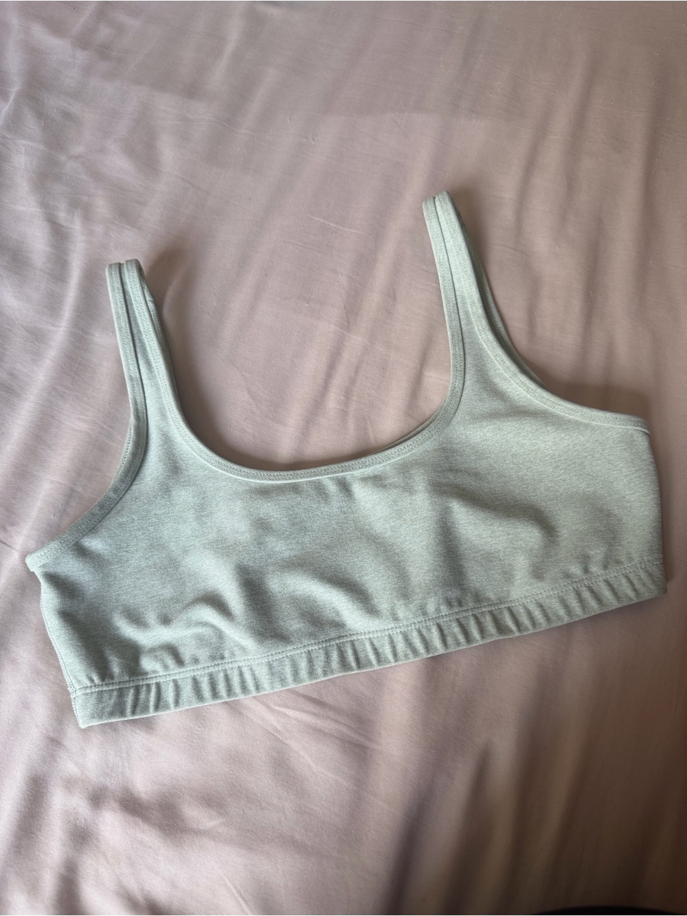 Aritzia TNA TnaACTION Mint Green Sports Bra Size M